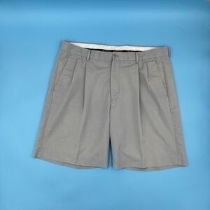 Alan Flusser Golf Chino Khaki Shorts